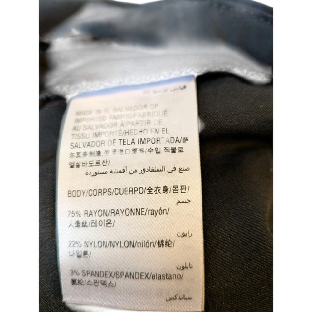 Alfani Womens 22W Tummy Control Capri Pants Deep Black Plus Cropped Trousers NWT - Picture 7 of 7